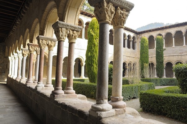 Visite du monastère de Ripoll en Catalogne