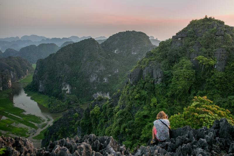 Jour 04 : Ninh Binh – Phu Hau (vélo) -  cours de cuisine – ateliers de nouilles et de tissage traditionnel 